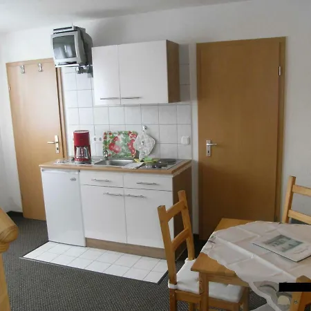 Fe_wo Rose Apartment
